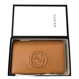 Gucci soho wallet on chain